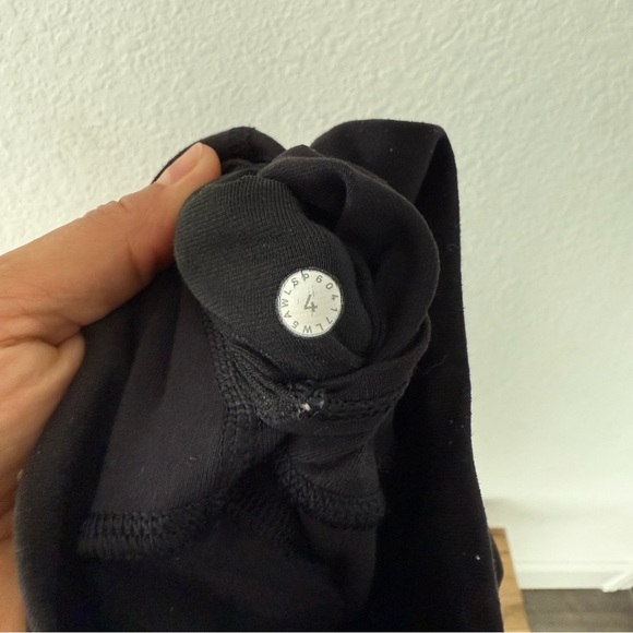 Lululemon- High Rise Wunder Under Pant * Tech Mesh 28” - Picture 6 of 7